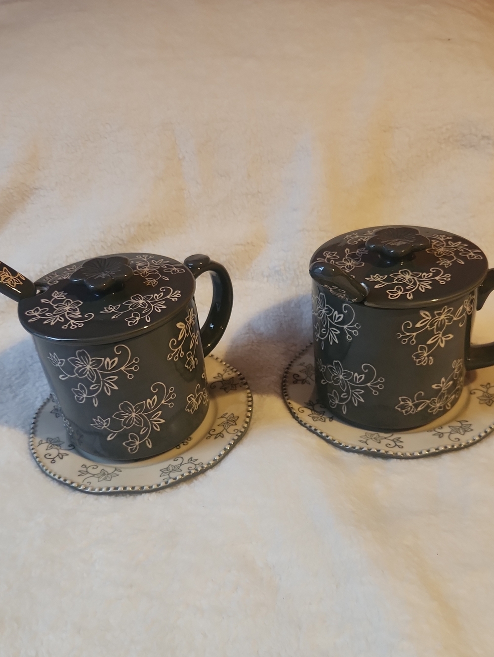 Temp-Tations Floral, Grey and Cream Lidded Mugs with Saucers, Soup Bowl